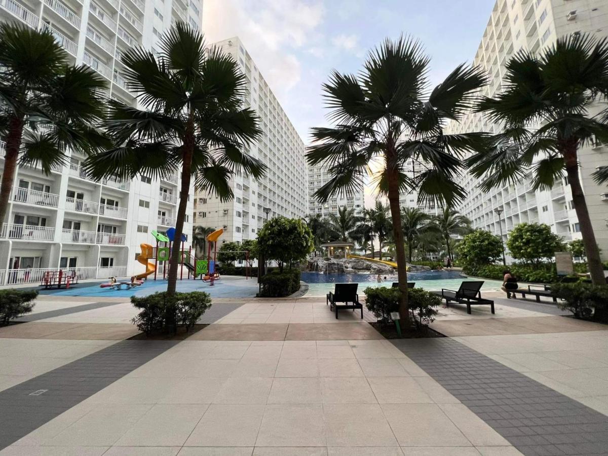 Yam Staycation Shore Residences Manila Bagian luar foto