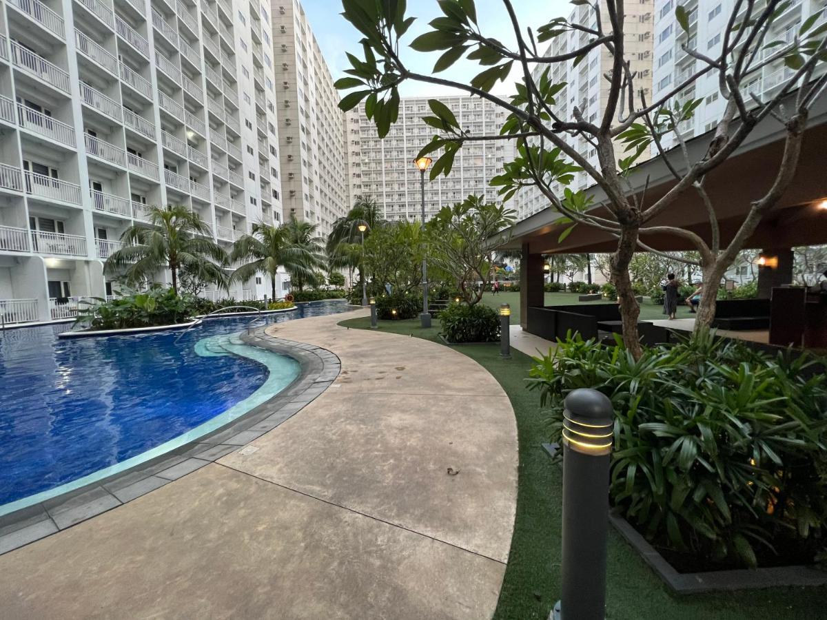 Yam Staycation Shore Residences Manila Bagian luar foto